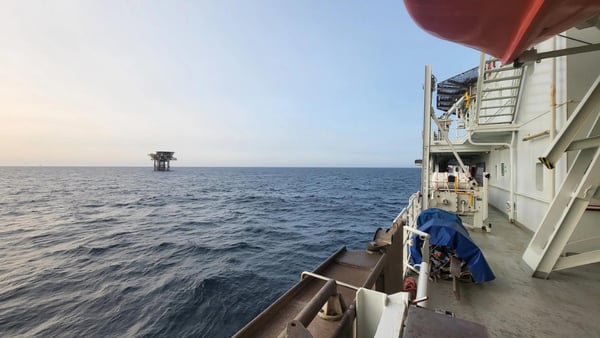 Offshore Boat and Oil Rig - Seans Image
